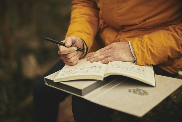 5 Reasons That Every Entrepreneur Should Write A Book