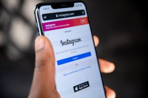 How to Turn Instagram Likes Into Leads