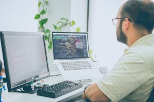 How an Online Dealer Portal Revolutionizes Daily Operations for Boat & Trailer Manufacturers