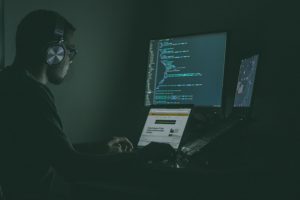 Tech Thrift Tactics: 8 Ways to Cut IT Expenses Without Sacrificing Performance