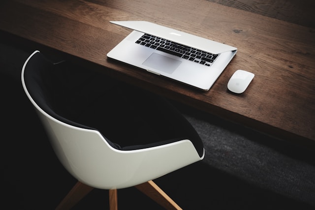 Maximizing Online Privacy with Residential Proxy Networks