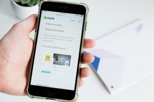 How to Scale an eCommerce Business in 7 Steps